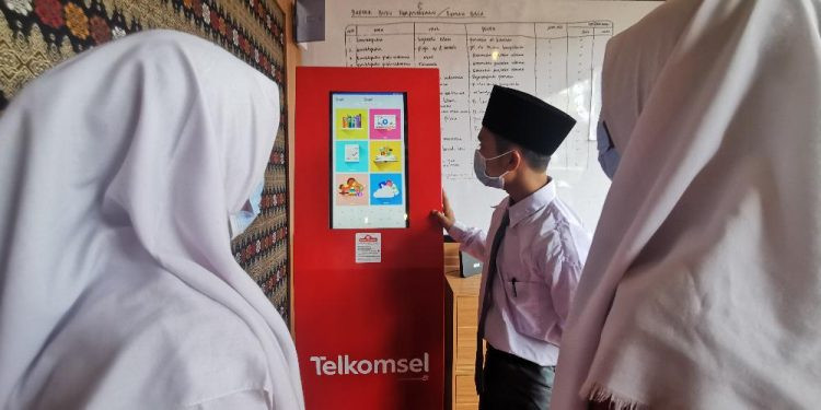 Dukung digitalisasi pendidikan, telkomsel hadirkan digital library kipin